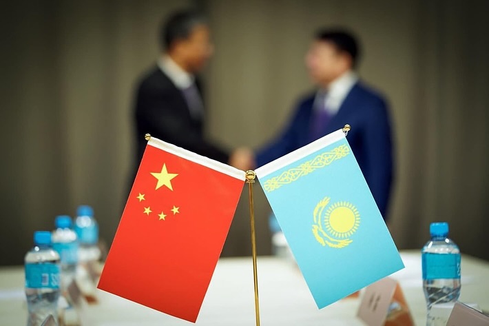 Подробнее о статье Қазақстан мен Қытай техникалық және кәсіптік білім беруде өзара ынтымақтастық мәселелерін талқылады